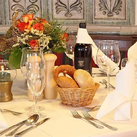 Baeren アパートホテル 3*