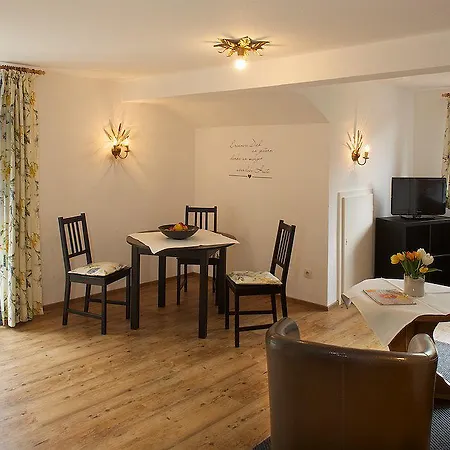 Baeren Aparthotel 3*